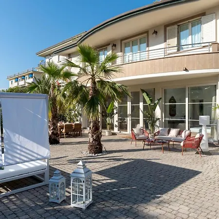 Casa Amare 4&2, Emma Вилла